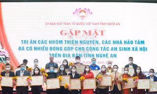 Tri ân những nhà hảo tâm đóng góp cho công tác an sinh xã hội