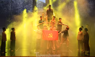 Hình ảnh ấn tượng tại lễ Kỷ niệm 93 năm ngày thành lập Đoàn và trao Giải thưởng Lý Tự Trọng năm 2024