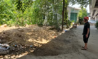 Ngăn cản công nhân hạ cáp điện ngầm, một giám đốc bị đâm trọng thương