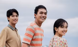 Poster phim "Ngày Xưa Có Một Chuyện Tình": Chỉ một ánh mắt đã nói lên bao điều