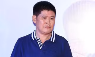 Trở thành 'con nợ' hơn 1.000 tỷ đồng sau một đêm, 'cự phú' lừng lẫy làng phim Việt một thời giờ ra sao?