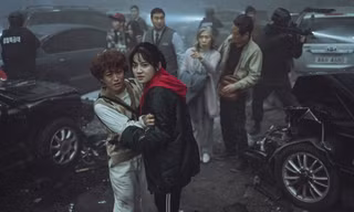 Thoát được bầy zombie, sao nhí “Chuyến Tàu Sinh Tử” lại gặp thảm họa đáng sợ