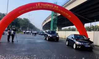 Đường Vành đai 3 dưới thấp đoạn Mai Dịch-cầu Thăng Long thông xe sáng nay. Ảnh: T.Đảng
