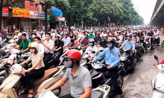 Đường vành đai 3 được chọn là ranh giới giữa nội và ngoại thành để hạn chế xe cá nhân giảm ùn tắc. Ảnh: T.Đảng