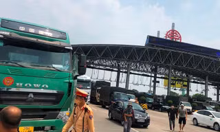 Sở GTVT Hà Nội yêu cầu không sử dụng lái xe chưa xét nghiệm COVID-19. Ảnh: T.Đảng