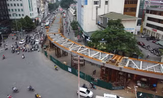Hình hài cầu vượt chữ C Chùa Bộc - Phạm Ngọc Thạch ra sao sau hơn 1 năm thi công