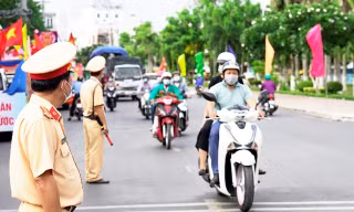 Không để học sinh thi tốt nghiệp THPT thiếu xe, muộn giờ thi 