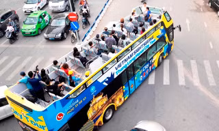 Cận cảnh tuyến xe buýt mui trần thứ 2 Hà Nội lăn bánh