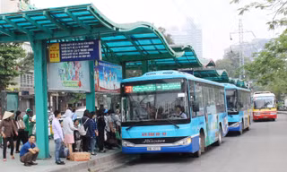 Trong năm nay Sở GTVT Hà Nội sẽ mở mới 30 tuyến buýt có trợ giá. 