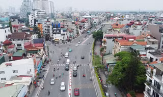 Giao thông trên đường Âu Cơ - Nghi Tàm ra sao sau khi được mở rộng 6 làn xe