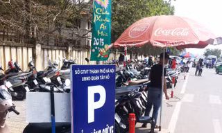 Nhân rộng trông xe không dùng tiền mặt trên tất cả các quận tại Hà Nội 