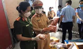 Phát hiện 10 tấn thực phẩm đông lạnh không rõ nguồn gốc