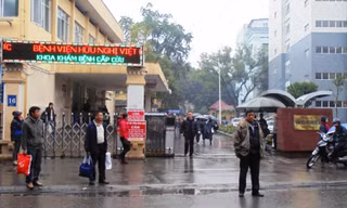 Người đàn ông tử vong khi rơi từ tầng 5 Bệnh viện Việt Đức