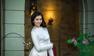 Thiếu nữ đẹp mơ màng với áo dài đầu đông