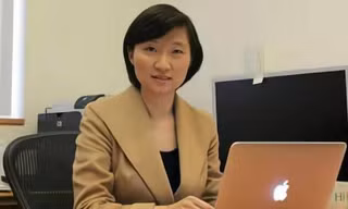 Nữ sinh nghèo 35 tuổi thành giáo sư Harvard