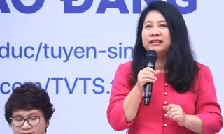 'Không trường đại học nào bỏ xét tuyển bằng chứng chỉ ngoại ngữ'