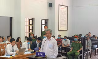 Bị cáo Trịnh Sướng tại tòa ngày 16/4