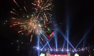 Mãn nhãn trước màn pháo hoa nghệ thuật đặc sắc ở thị xã Buôn Hồ