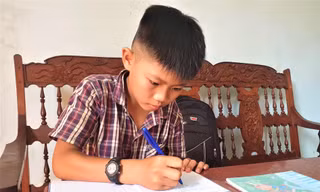 Nguyễn Đình Cảm ôn tập kiến thức, chuẩn bị cho năm học mới