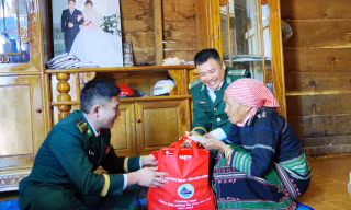 Tết ấm ở các thôn, buôn vùng khó khăn Đắk Nông, Đắk Lắk