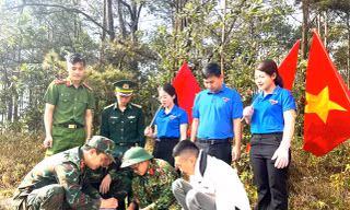 Mang ánh điện thắp sáng đường biên Đắk Nông