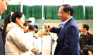 Phó Chủ tịch Quốc hội: Đắk Lắk cần tiếp tục giải quyết tốt vấn đề đất đai, dân di cư