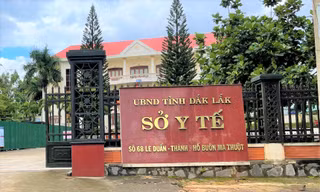Giám đốc Sở Y tế Đắk Lắk bị kỷ luật
