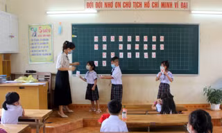 Một tiết học của cô trò Đắk Nông