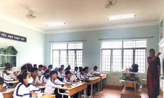 Đắk Lắk thu hồi hàng trăm tỷ đồng phụ cấp ưu đãi nhà giáo vượt quy định
