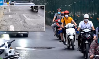 Nắp cống, hố sụt bên cạnh công trường xây dựng cầu vượt ở Hà Nội ‘thử thách’ tay lái người đi đường