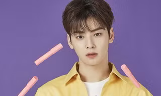 Trong thế giới fangirl: Khi EunWoo khóc tớ sẽ khóc cùng, nhưng chỉ muốn cậu mỉm cười thôi