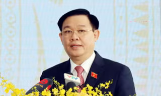 Chủ tịch Quốc hội dự lễ công bố thành lập thị xã Chơn Thành, tỉnh Bình Phước