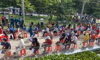 Sở Y tế Bình Dương chỉ đạo khẩn dừng ngay việc test nhanh và thu phí người tiêm vắc xin