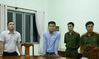 Bắt khẩn cấp giám đốc và thuộc cấp Công ty bất động sản ở Bình Dương
