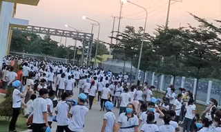 Dịch xâm nhập doanh nghiệp: Ngành chức năng xử lý chậm, công nhân khổ vì ‘giấy thông hành’