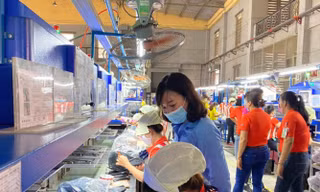 Nơi có hơn 1 triệu lao động làm gì để cứu DN thoát khủng hoảng thời dịch COVID-19?