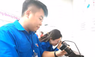Đoàn đại biểu Người thợ trẻ giỏi toàn quốc học tập ứng dụng công nghệ trong lao động, sản xuất 