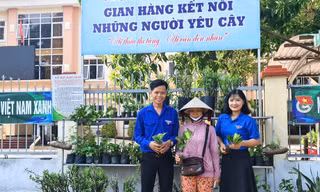 Chàng trai khởi nghiệp thành công từ 'loài hoa lạ’