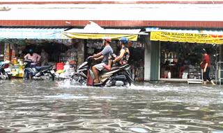 Cảnh báo nhiều khu vực ở Bình Dương bị ngập nặng do triều cường
