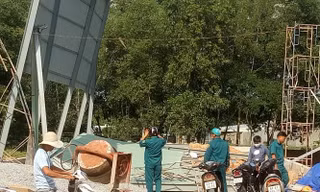 Sập nhà xưởng ở Bình Dương, nhiều người nhập viện cấp cứu