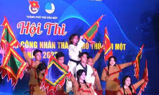 Tiếng hát thanh niên công nhân Bình Dương