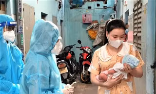 Bình Dương hỗ trợ tiền mai táng, tiền thuê nhà trọ và trẻ mồ côi vì COVID-19