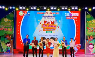 Trao giải ‘MC học đường’ cuộc thi tìm kiếm tài năng trẻ
