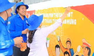 Tuổi trẻ Bình Dương ra quân tình nguyện vì văn minh đô thị
