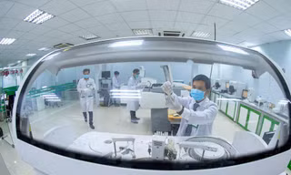 Bình Dương ghi nhận thêm 55 ca dương tính, phun khử trùng trung tâm hành chính tỉnh
