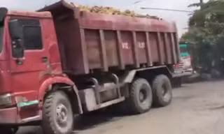 Bình Dương: Xe ben ‘hết đát’ lộng hành, cơ quan chức năng bất lực?