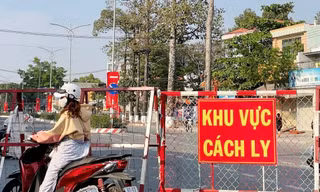 Hai lãnh đạo phường ở Bình Dương bị xử lý vì lơ là phòng dịch