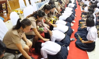 Các quốc gia trên thế giới tri ân nhà giáo như thế nào?