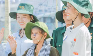 Cựu chiến binh thăm Dinh Độc Lập, Bảo tàng Chứng tích Chiến tranh dịp đại lễ 30/4