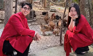 Hoa hậu Mùng 1 Tết: Thùy Tiên đón Giao thừa cùng bố, Phương Nga chụp ảnh ngoài chuồng gà